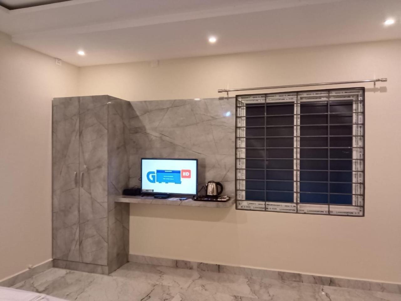Sri Ganesh Residency Hotel Tirupati Exterior photo