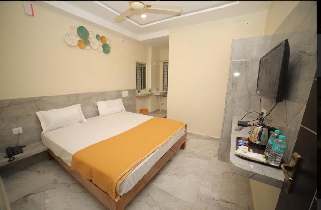 Sri Ganesh Residency Hotel Tirupati Exterior photo