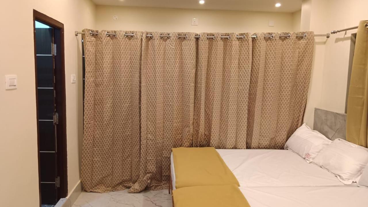 Sri Ganesh Residency Hotel Tirupati Exterior photo